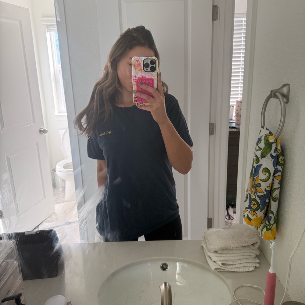 Columbia Tee